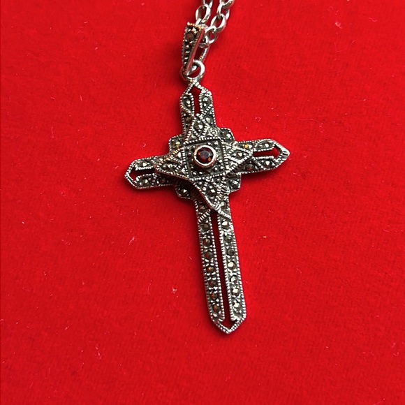 Gorgeous Decorative Sterling Necklace Cross Thai - Picture 3 of 11